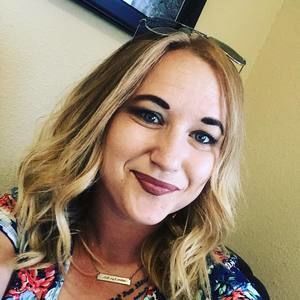 Meet your Posher, Brandi